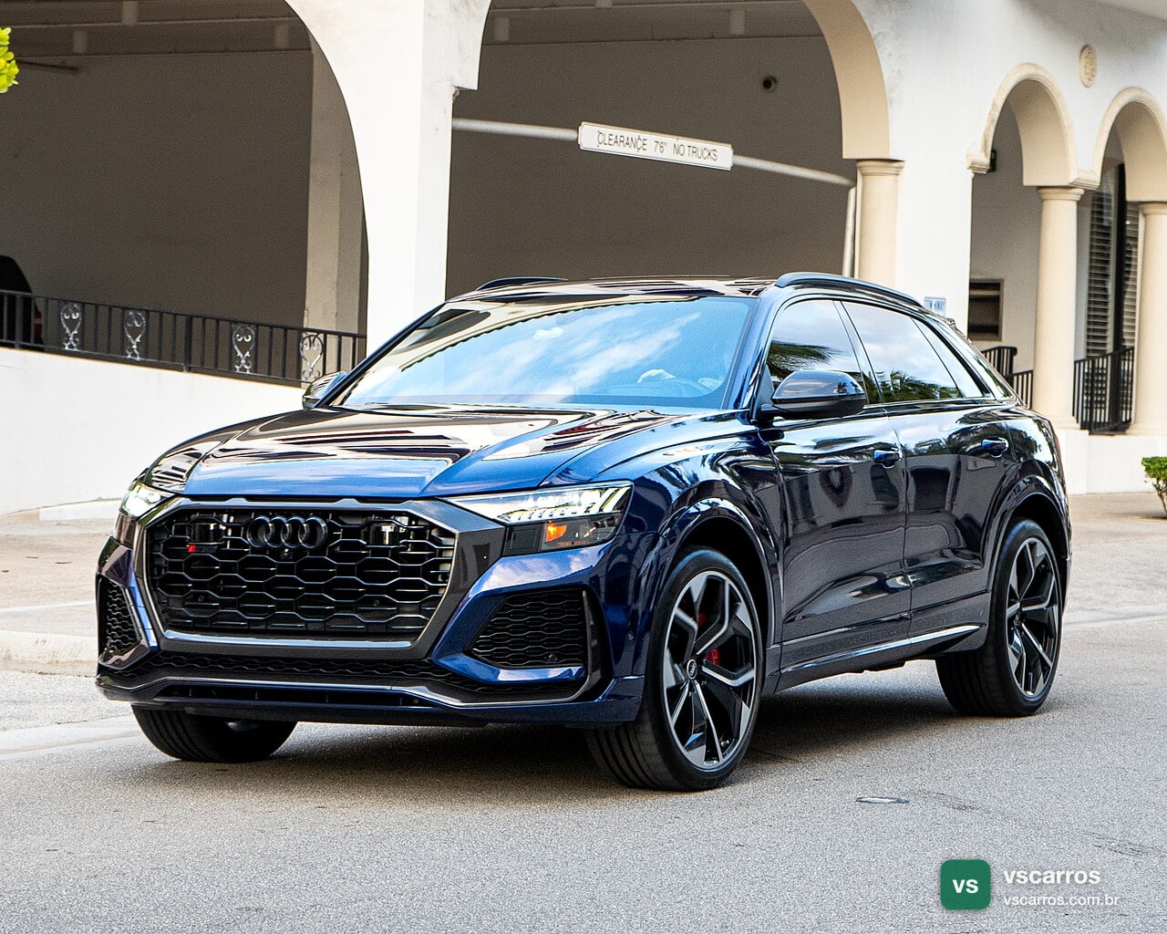 Audi RSQ8 Performance 4.0