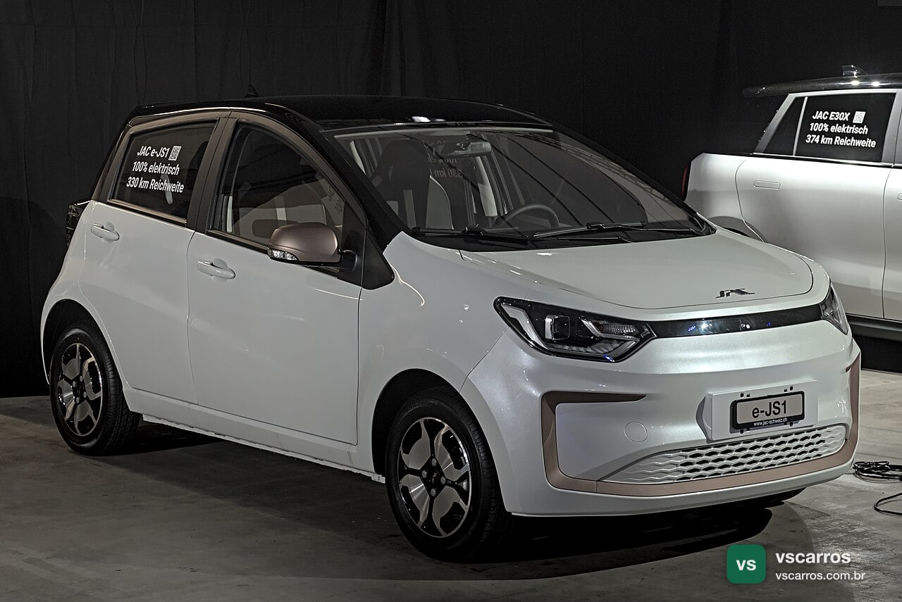 JAC e-JS1