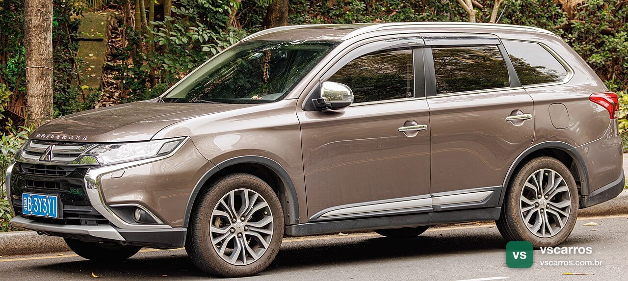 Frente do Mitsubishi Outlander